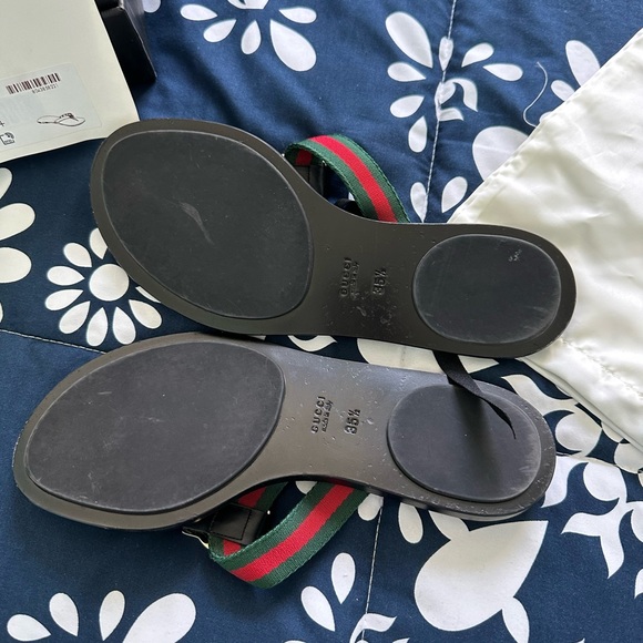 Gucci flip flops - Picture 2 of 5